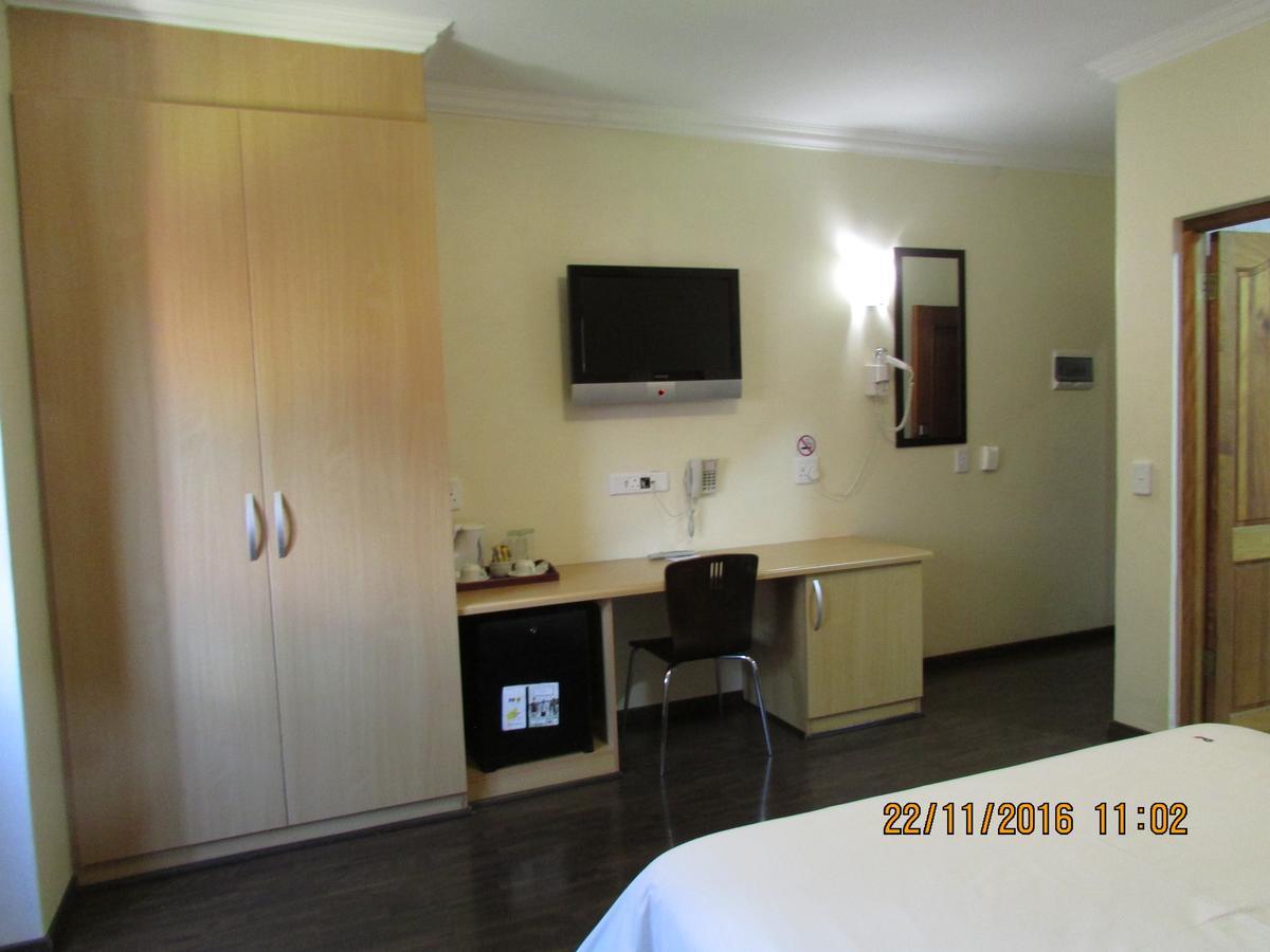 בוקסבורג Europrime Boutique Hotel מראה חיצוני תמונה