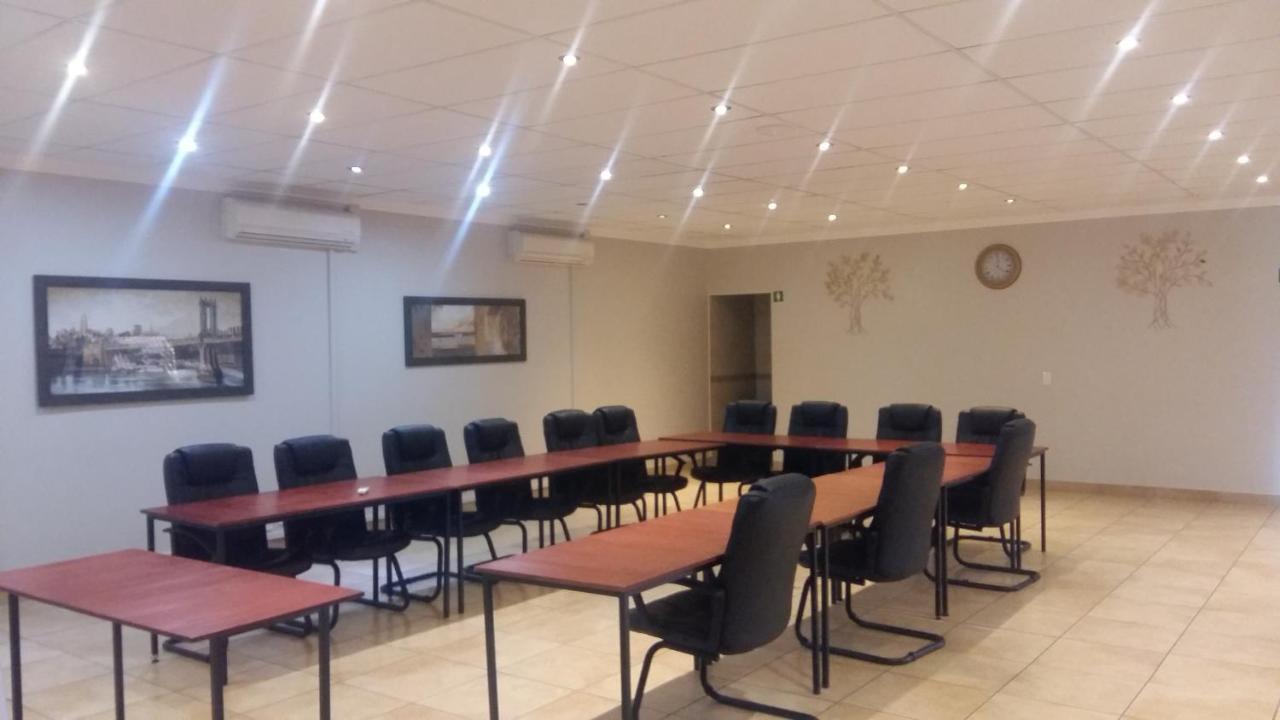 בוקסבורג Europrime Boutique Hotel מראה חיצוני תמונה